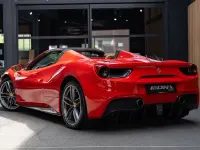 Gebraucht Ferrari 488 669 PS (492 kW) 2017 Rot Cabrio