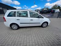 Gebraucht Opel Zafira Selection 116 PS (85 kW) 2009 Weiß Van / Kleinbus