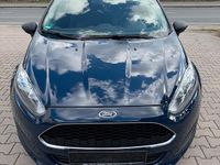 Gebraucht Ford Fiesta 60 PS (44 kW) 2016 Blau Kleinwagen