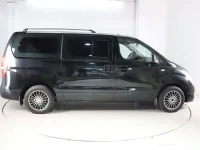 Gebraucht Hyundai H-1 170 PS (125 kW) 2015 Schwarz Van / Kleinbus