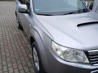 Gebraucht Subaru Forester Active 147 PS (108 kW) 2011 Silber SUV