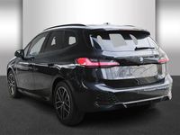 Neu BMW 218 Performance 136 PS (100 kW) 2026 Schwarz Limousine