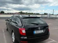 Gebraucht Skoda Superb 170 PS (125 kW) 2011 Schwarz Kombi