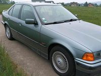 Second-hand BMW 320 150 CP (110 kW) 1994 Gri Berlinǎ