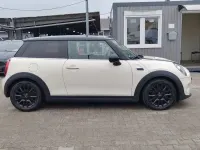 Occasion Mini Cooper D 116 PK (85 kW) 2019 Beige Hatchback