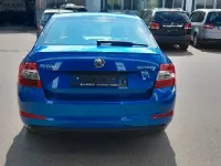Gebraucht Skoda Octavia 179 PS (131 kW) 2014 Blau Kombi