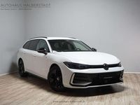 Gebraucht VW Passat R-line 193 PS (141 kW) 2024 Weiß Kombi