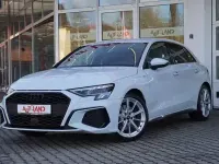 Gebraucht Audi A3 Ambiente 150 PS (110 kW) 2021 Gletscherweß metallic Limousine