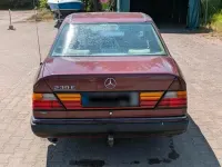 Usata Mercedes E230 1987 Rosso Berlina