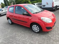 Gebraucht Renault Twingo Authentique 58 PS (42 kW) 2009 Rot Kleinwagen