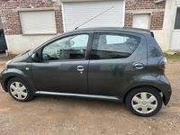 Gebraucht Toyota Aygo 68 PS (50 kW) 2011 Grau Kleinwagen