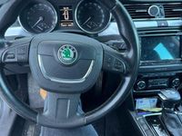 Gebraucht Skoda Superb Active 170 PS (125 kW) 2012 Silber Kombi