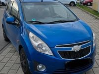 Second-hand Chevrolet Spark 82 CP (60 kW) 2011 Albastru Hatchback