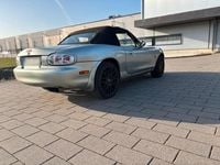 Second-hand Mazda MX5 110 CP (80 kW) 2003 Argintiu Cabrio