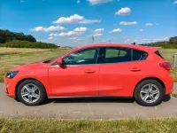 Gebraucht Ford Focus Cool & Connect 120 PS (88 kW) 2021 Rot Limousine