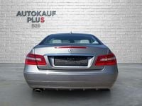 Usata Mercedes E200 184 CV (135 kW) 2012 Argento Coupé