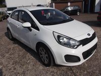Używany Kia Rio 85 KM (62 kW) 2014 Biały Hatchback