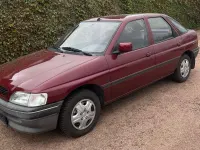 Gebraucht Ford Escort 71 PS (52 kW) 1993 Rotbraun Limousine