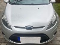 Gebraucht Ford Fiesta Trend 82 PS (60 kW) 2009 Silber Kleinwagen