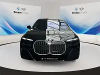 Gebraucht BMW 740 Shadowline 360 PS (264 kW) 2025 Schwarz Limousine