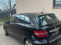 Gebraucht Mercedes B170 116 PS (85 kW) 2009 Schwarz Van / Kleinbus