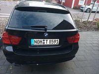 Gebraucht BMW 320 Exclusive 184 PS (135 kW) 2011 Schwarz Kombi