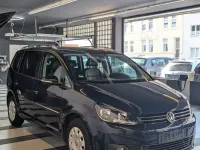 Gebraucht VW Touran 140 PS (102 kW) 2010 Blau Van / Kleinbus