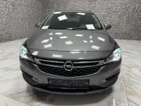 Usado Opel Astra Edition 105 CV (77 kW) 2017 Gris Berlina
