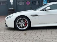 Gebraucht Aston Martin V8 Vantage 426 PS (313 kW) 2017 Weiß Coupé