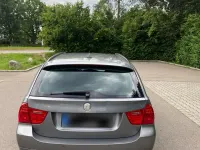 Gebraucht BMW 318 143 PS (105 kW) 2012 Grau Kombi