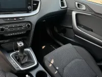 Usado Kia Ceed Edition 7 100 CV (73 kW) 2020 Negro Utilitario