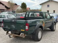Gebraucht Nissan Navara 133 PS (97 kW) 2008 Grün Pickup