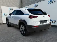 Gebraucht Mazda MX30 Sky 106 kW (145 PS) 2023 Arctic white SUV