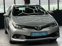 Gebraucht Toyota Auris Comfort 116 PS (85 kW) 2016 Silber Limousine