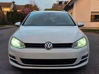 Gebraucht VW Golf VII LOUNGE 110 PS (80 kW) 2015 Weiß Kombi