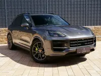 Gebraucht Porsche Cayenne 470 PS (345 kW) 2025 Grau SUV