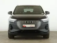Gebraucht Audi Q4 e-tron Basis 150 kW (204 PS) 2023 Mythosschwarz metallic SUV