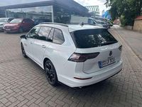 Gebraucht VW Golf VIII R-line 204 PS (150 kW) 2025 Oryxweiß perlmutteffekt Kombi