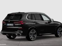 Neu BMW X5 M Sport 298 PS (219 kW) 2025 Saphirschwarz metallic SUV