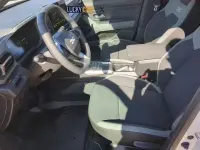Używany Dacia Duster Extreme 141 KM (103 kW) 2024 Beżowy SUV
