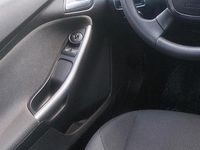 Gebraucht Ford Focus 125 PS (91 kW) 2014 Weiß Limousine