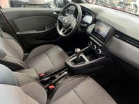 Gebraucht Renault Clio V Techno 91 PS (66 kW) 2024 Dezir rot Kleinwagen