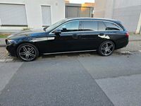 Gebraucht Mercedes E220 194 PS (142 kW) 2017 Schwarz Kombi