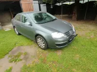 Gebraucht VW Jetta 101 PS (74 kW) 2007 Silber Limousine