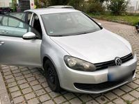 Gebraucht VW Golf VI 105 PS (77 kW) 2010 Silber Kleinwagen