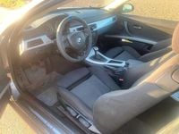 Używany BMW 320 170 KM (125 kW) 2007 Srebrny Coupe