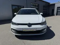 Gebraucht VW Golf VIII Active 150 PS (110 kW) 2022 Weiß Limousine
