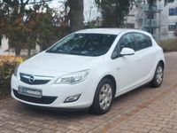 Gebraucht Opel Astra Selection 87 PS (63 kW) 2011 Weiß Limousine