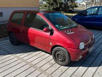Gebraucht Renault Twingo 75 PS (55 kW) 2004 Rot Kleinwagen