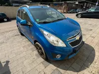 Gebraucht Chevrolet Spark 80 PS (58 kW) 2012 Blau Kleinwagen